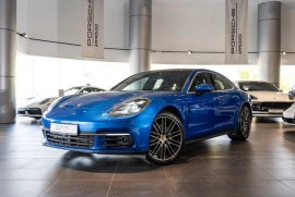 Porsche Panamera 4S