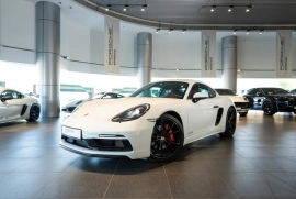 Porsche Cayman GTS