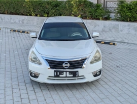 Nissan Altima SV