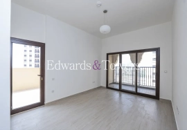 Community View | Unfurnished | High Floor