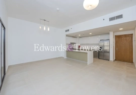 Community View | Unfurnished | High Floor