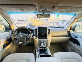 Toyota Land Cruiser VXR