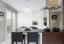 Exclusive | Full Lake View | Fully Upgraded