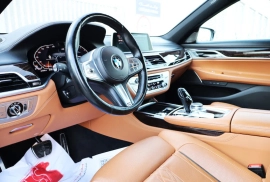 BMW 7-Series 730Li