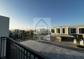 Type B 3BR+M Spacious Townhouse - Close to Pool