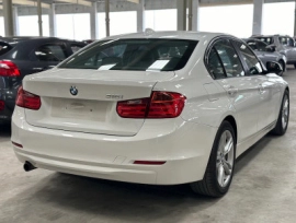 BMW 3-Series 316i Exclusive