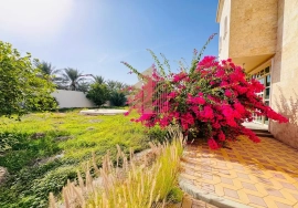 Classic Star Villa | Huge Yard | Prime Location