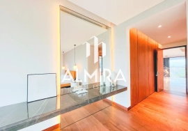 High Ceiling | Direct on the Park | Ethir