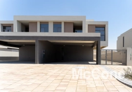 Vastu | Near Beach | Single Row