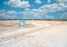 Single Row| Corner Plot| 905 SQM| Community Pool