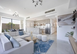 GENUINE RESALE | WYNN AND SEA VIEW | ON THE BEACH