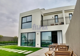 Smart Home|Canal View| Private Backyard