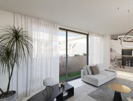 5BR BEACHFRONT VILLA CASINO VIEWS - FALCON ISLAND