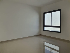 5BDR PLUS MAID LARGE DANA VILLA FOR SALE