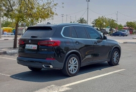 AED2,034/month | 2019 BMW X5 Xdrive 40i | GCC Spec