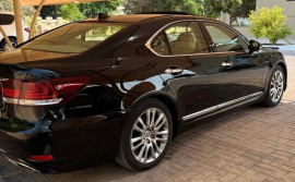 LEXUS LS460