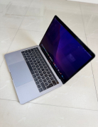 MacBook Pro 2017 (A1706) 13.3-inch Core-i7 