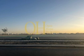 Single Row | Middle Unit | Private Beach | Sea Vie