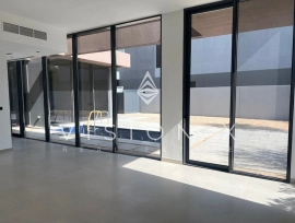 Discover Comfort: Stylish 2-Bedroom Townhouse 