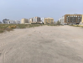 HOT DEAL / COMMERCIAL PLOT FOR SALE G+7