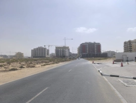 HOT DEAL / COMMERCIAL PLOT FOR SALE G+7