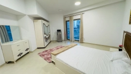 Master room available for rent