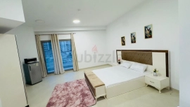 Master room available for rent