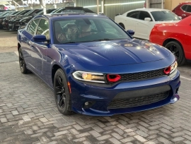 Dodge Charger SXT